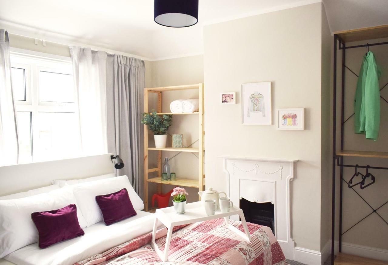 Charming Three Bed Home Near City Centre And Hospital Southampton Dış mekan fotoğraf