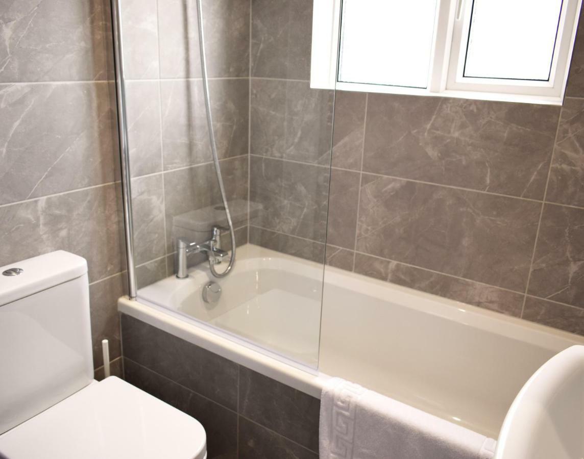 Charming Three Bed Home Near City Centre And Hospital Southampton Dış mekan fotoğraf