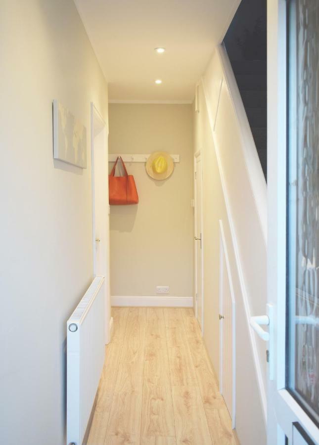Charming Three Bed Home Near City Centre And Hospital Southampton Dış mekan fotoğraf