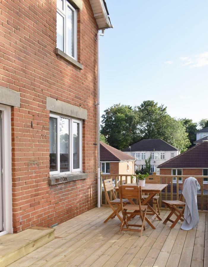 Charming Three Bed Home Near City Centre And Hospital Southampton Dış mekan fotoğraf